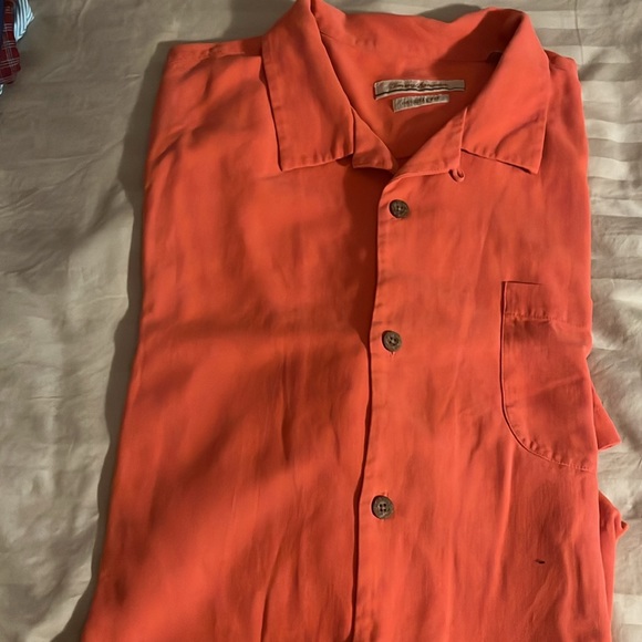 Tommy bahama silk shirt - Picture 2 of 2